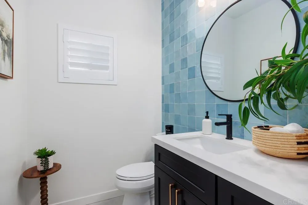 270 Borrego Court Oceanside, CA 92057