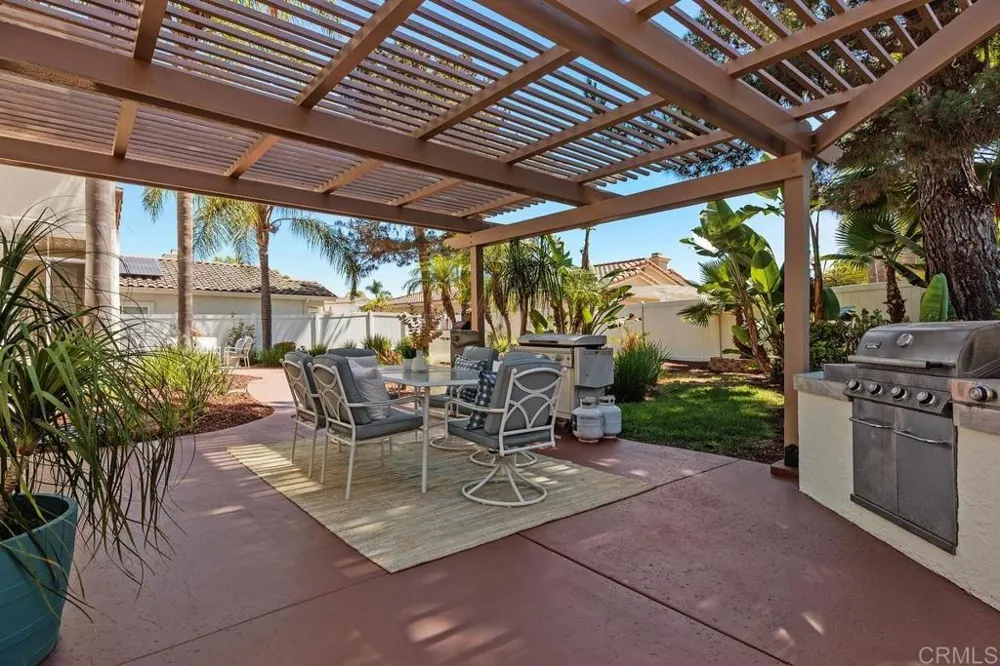270 Borrego Court Oceanside, CA 92057