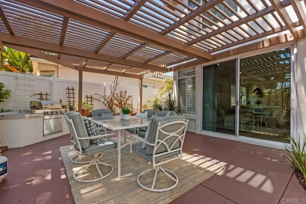 270 Borrego Court Oceanside, CA 92057