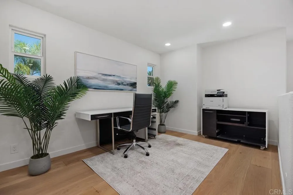 270 Borrego Court Oceanside, CA 92057
