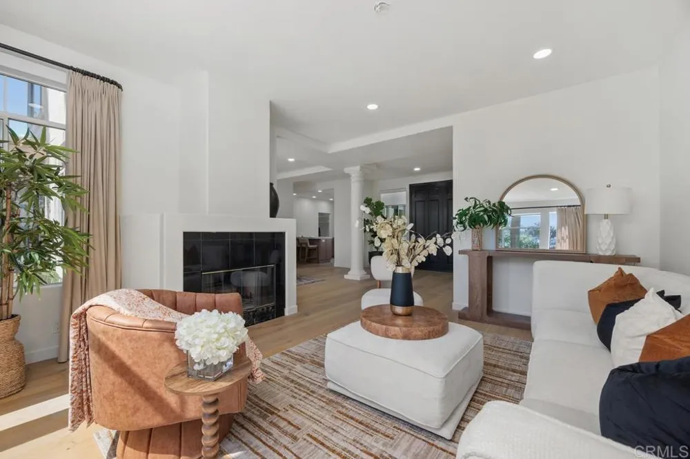 270 Borrego Court Oceanside, CA 92057
