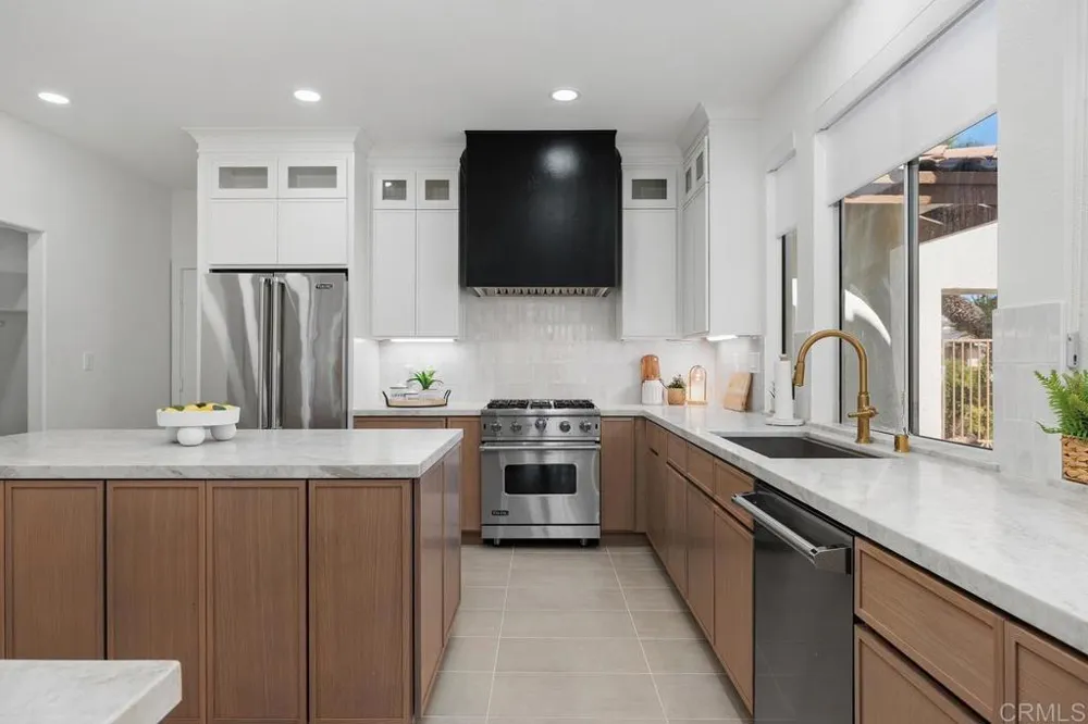 270 Borrego Court Oceanside, CA 92057