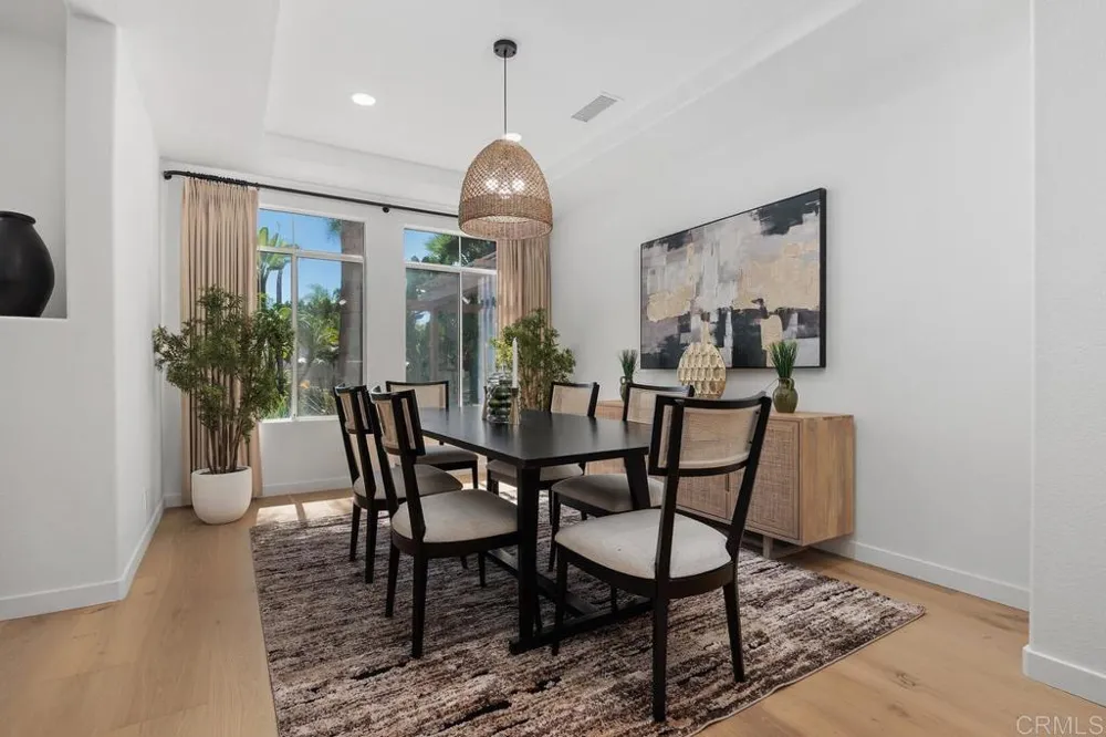270 Borrego Court Oceanside, CA 92057
