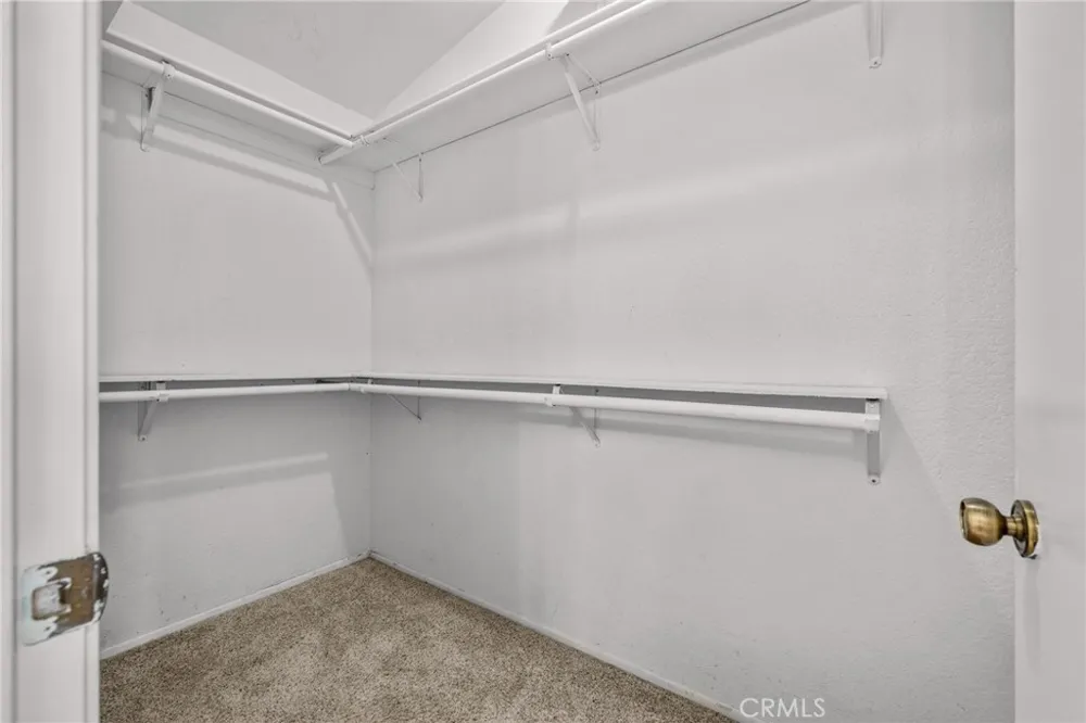7553 Niagara Fontana, CA 92336