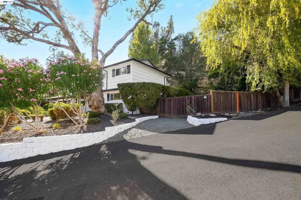 293 Via Cima Ct Danville, CA 94526