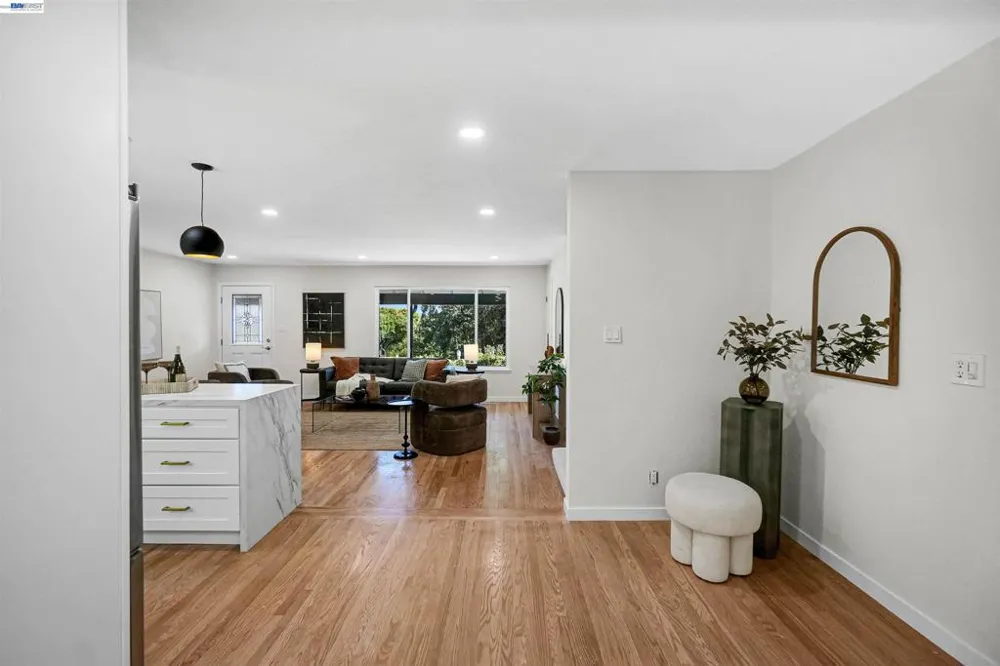 293 Via Cima Ct Danville, CA 94526