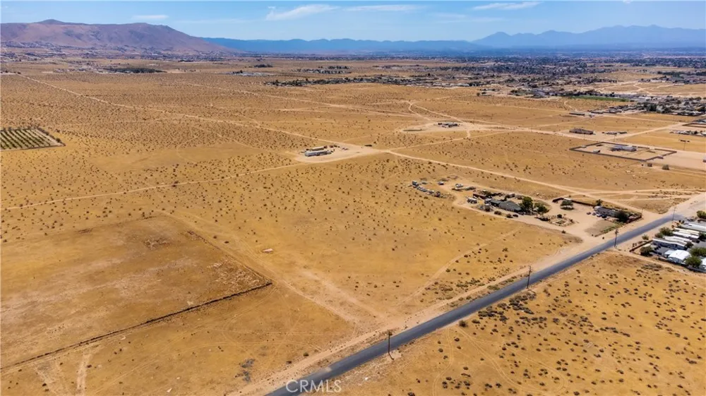 Ottawa Apple Valley, CA 90307