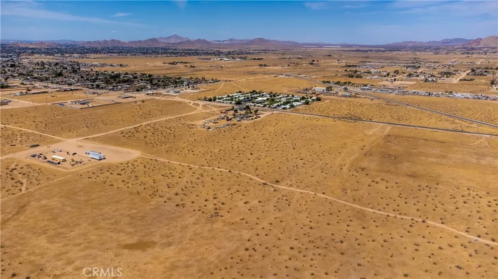 Ottawa Apple Valley, CA 90307