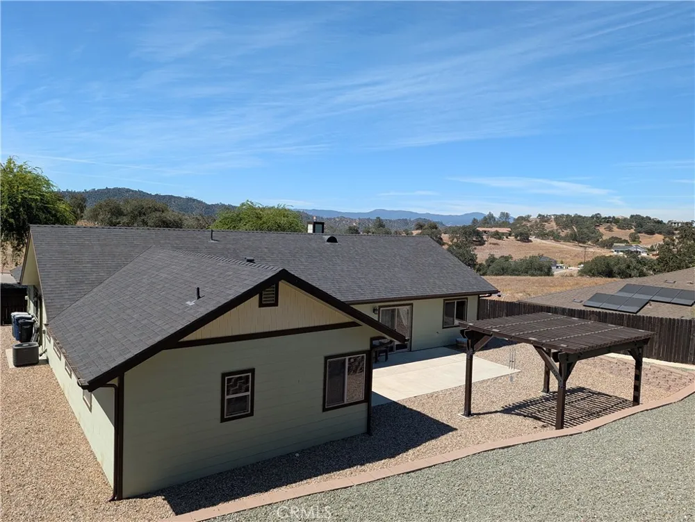 2225 Holly Drive Paso Robles, CA 93446