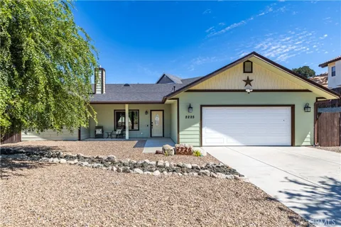 2225 Holly Drive