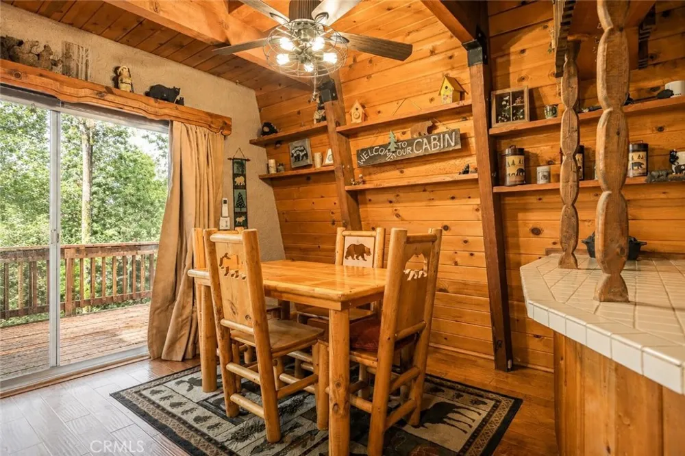 24244 Altdorf Crestline, CA 92325