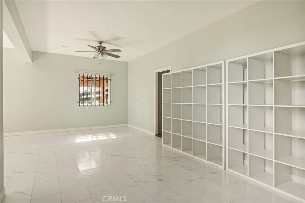 24244 Altdorf Crestline, CA 92325