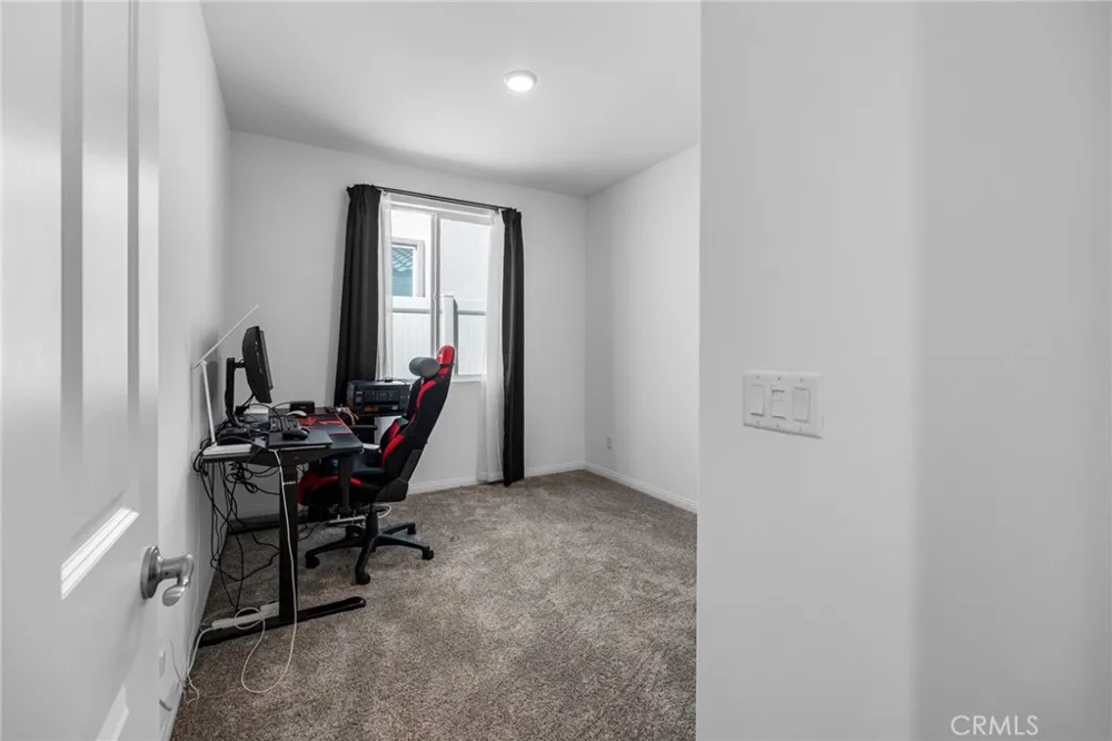 24064 Ashton Road Corona, CA 92883