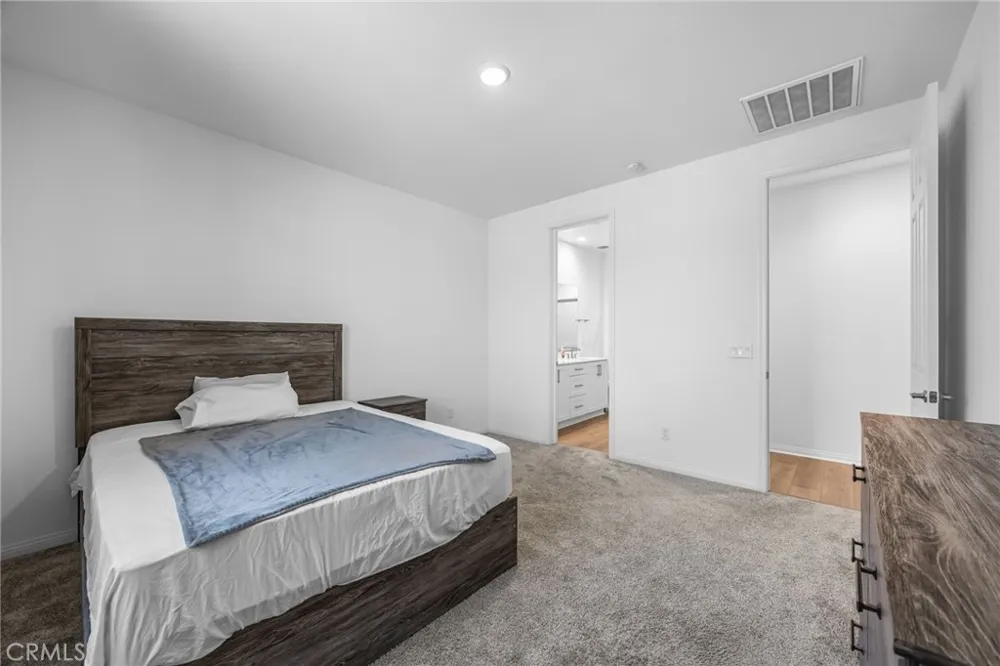24064 Ashton Road Corona, CA 92883