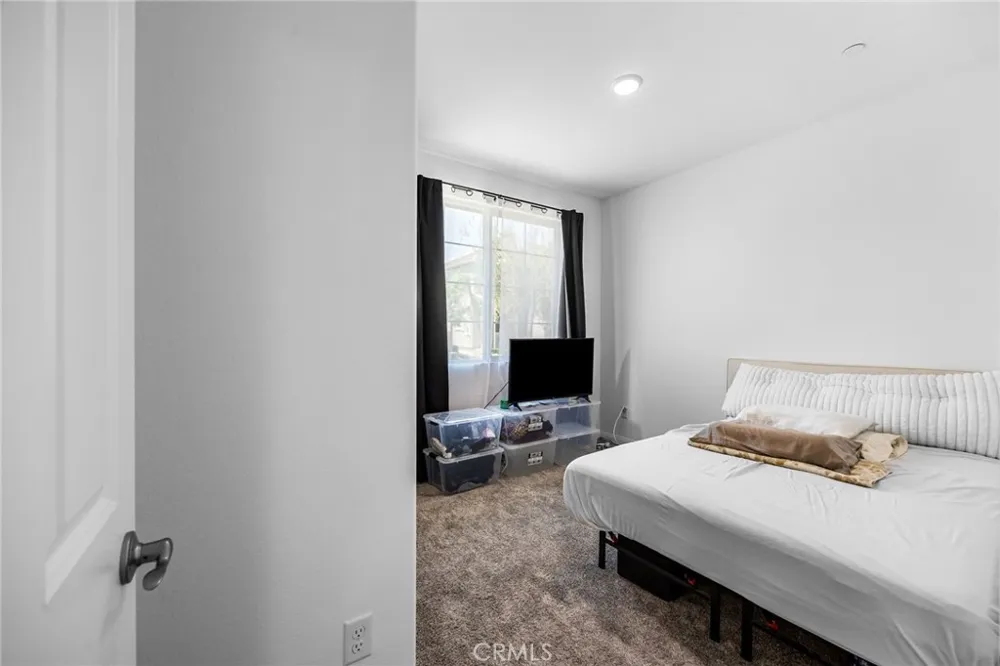 24064 Ashton Road Corona, CA 92883