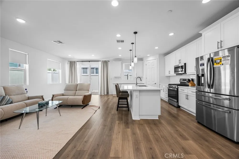 24064 Ashton Road Corona, CA 92883