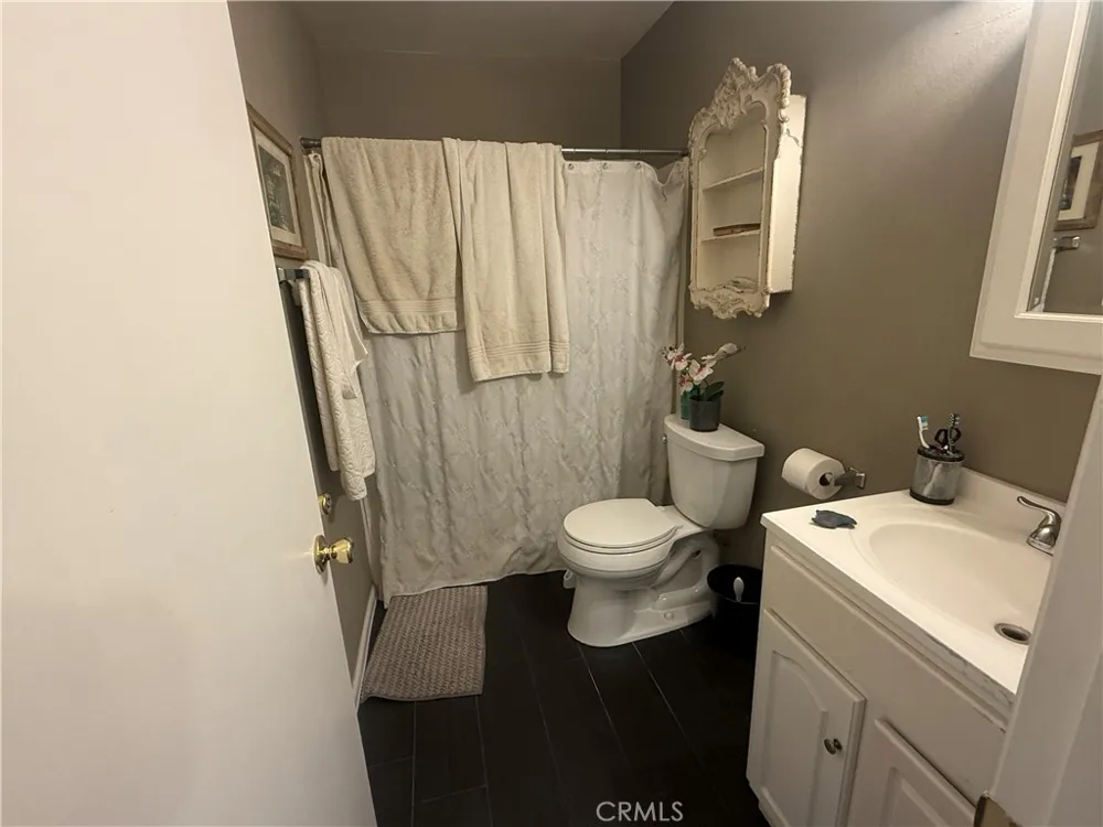 13095 Hubbard Street #6 Sylmar, CA 91342