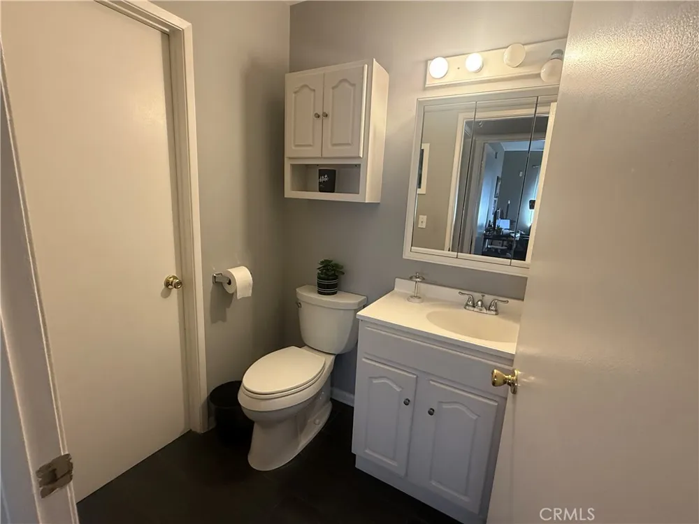 13095 Hubbard Street #6 Sylmar, CA 91342