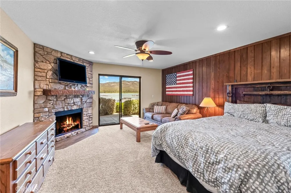 40670 Big Bear Boulevard #5 Big Bear Lake, CA 92315