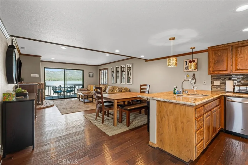 40670 Big Bear Boulevard #5 Big Bear Lake, CA 92315