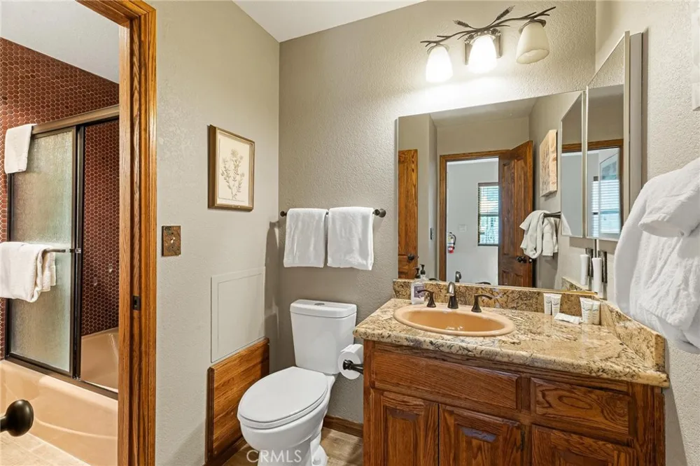 40670 Big Bear Boulevard #5 Big Bear Lake, CA 92315