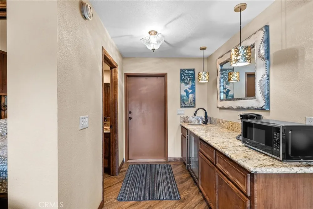 40670 Big Bear Boulevard #5 Big Bear Lake, CA 92315