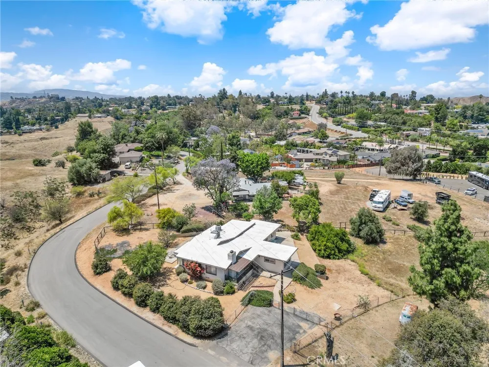 31550 Highview Drive Redlands, CA 92373