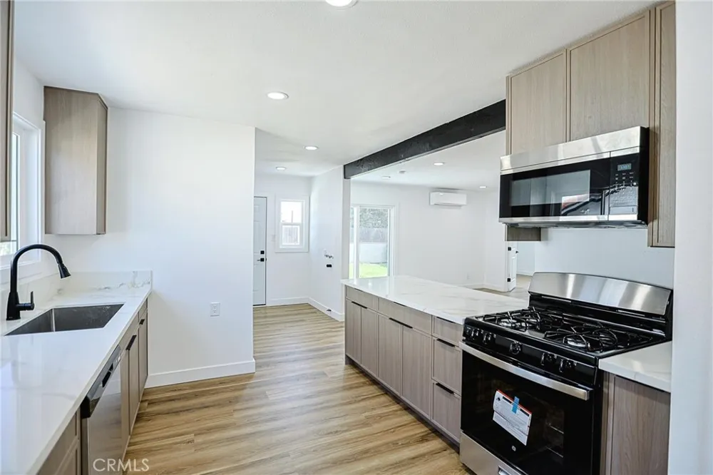828 Tola St. Montebello, CA 90640