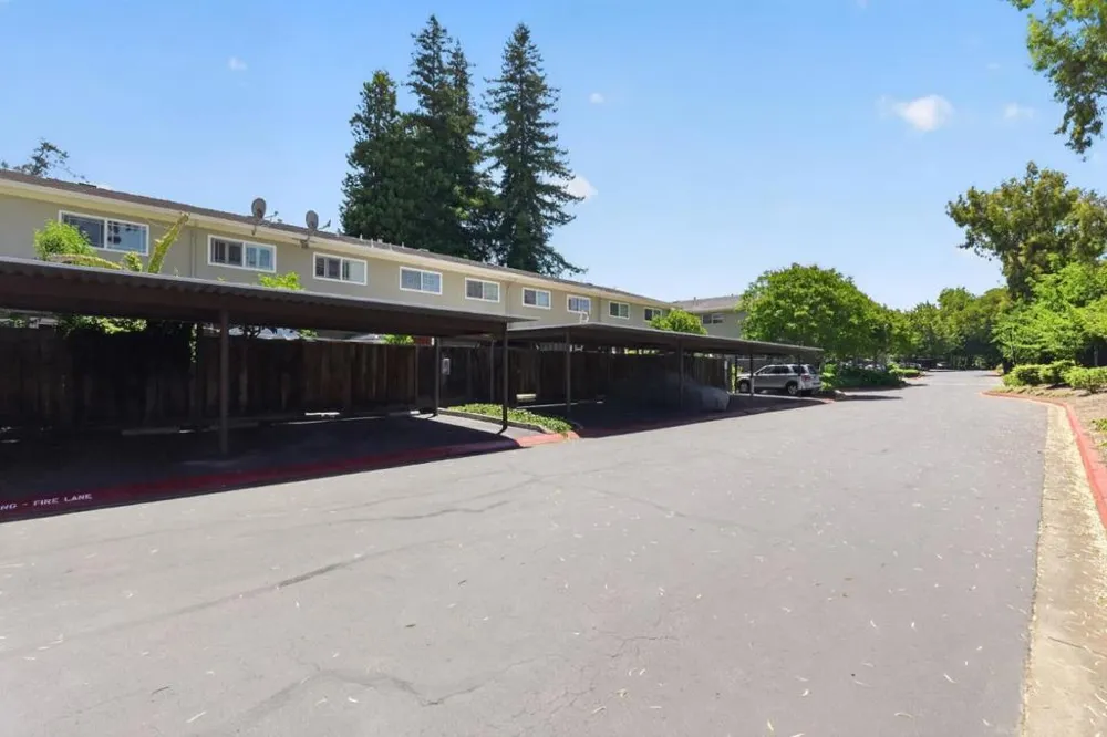 92 Hemlock Lane Milpitas, CA 95035