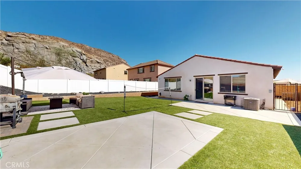6607 Bryce Canyon Court Jurupa Valley, CA 92509