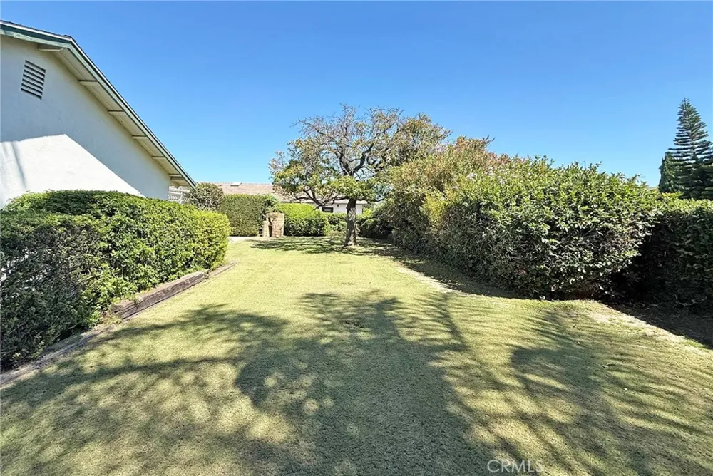 11386 Ivory Avenue Fountain Valley, CA 92708