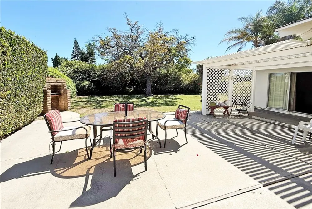 11386 Ivory Avenue Fountain Valley, CA 92708