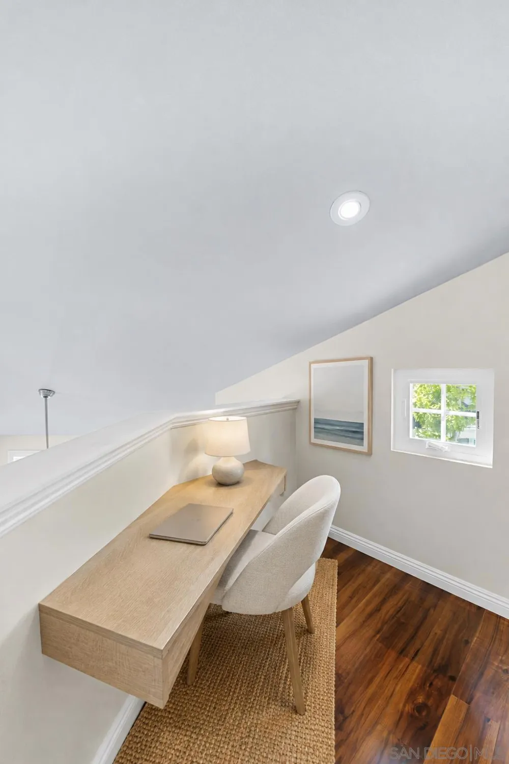 16 Spring Hbr Aliso Viejo, CA 92656