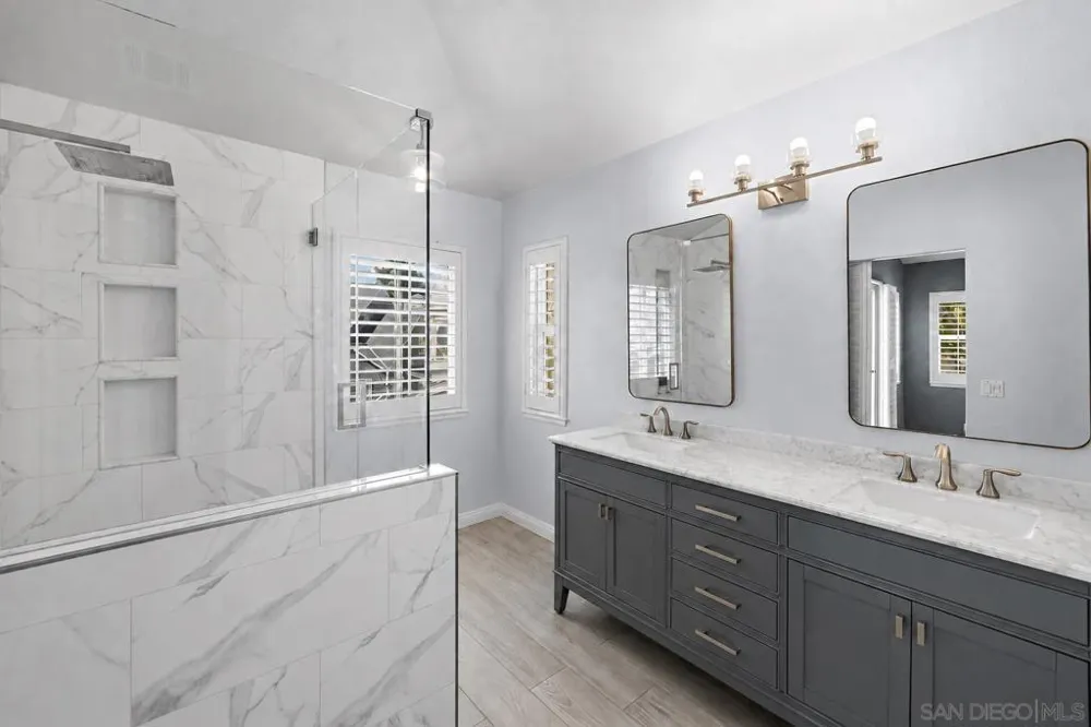 16 Spring Hbr Aliso Viejo, CA 92656