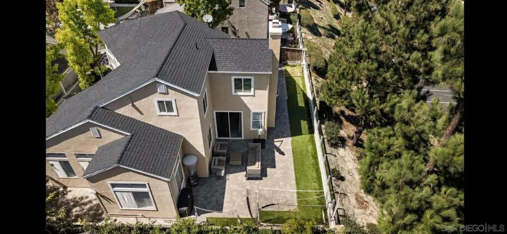 16 Spring Hbr Aliso Viejo, CA 92656