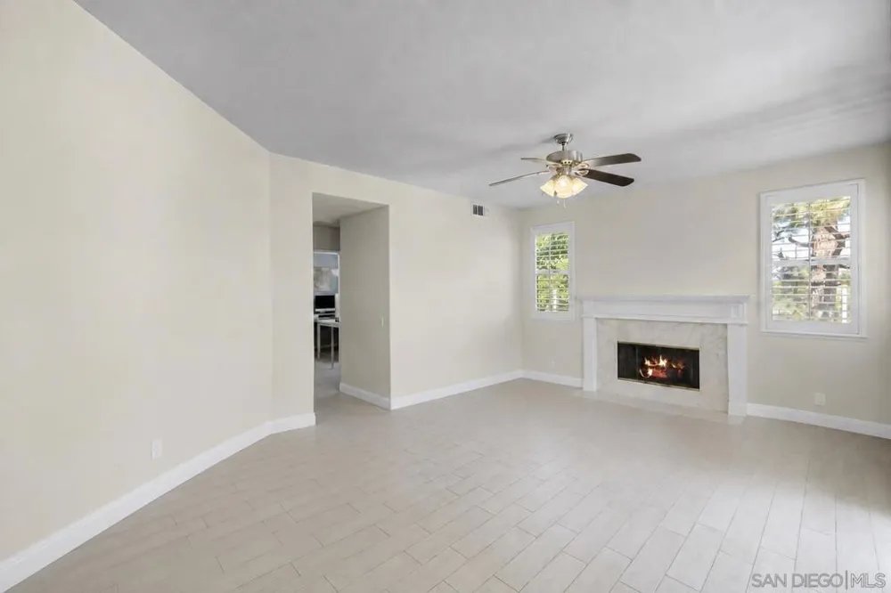 16 Spring Hbr Aliso Viejo, CA 92656