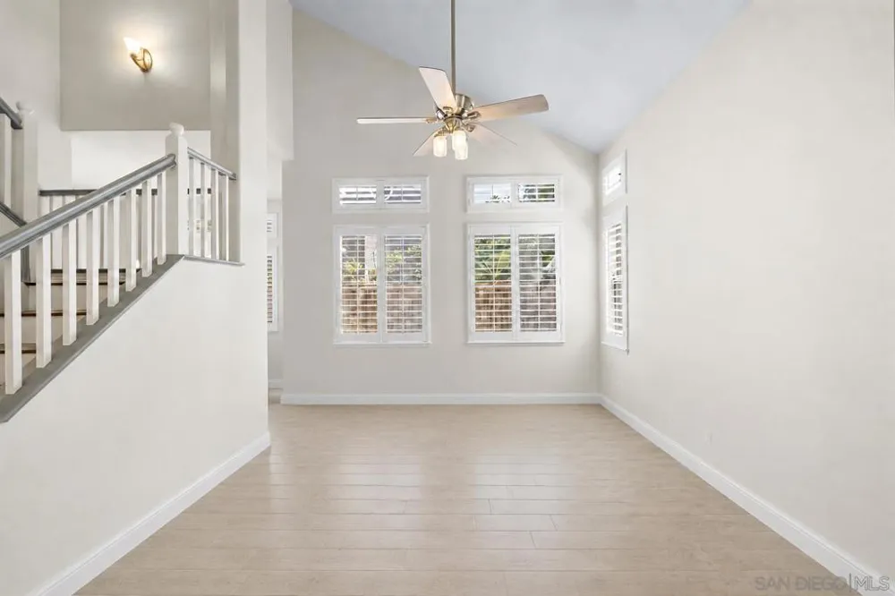 16 Spring Hbr Aliso Viejo, CA 92656