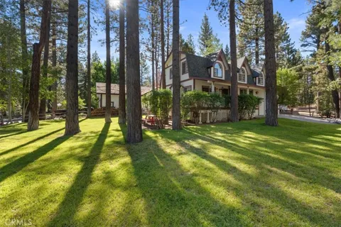416 Pineview