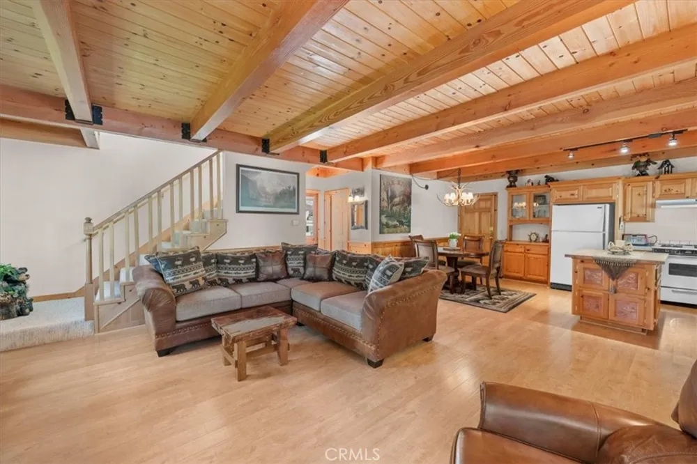 416 Pineview Big Bear City, CA 92314