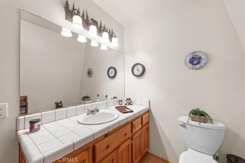 416 Pineview Big Bear City, CA 92314