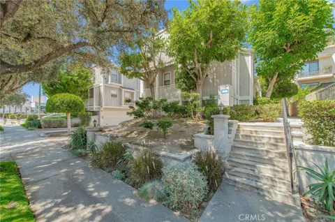 965 E Del Mar Boulevard #4