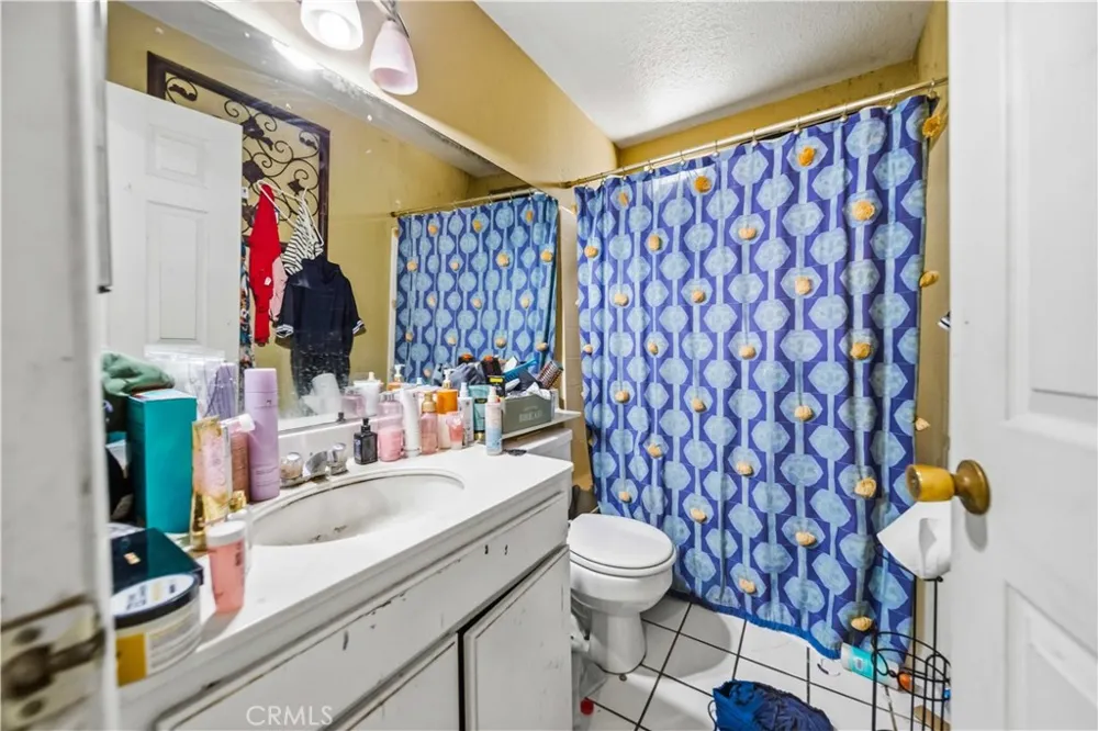 44440 Avenida Del Rio Lancaster, CA 93535