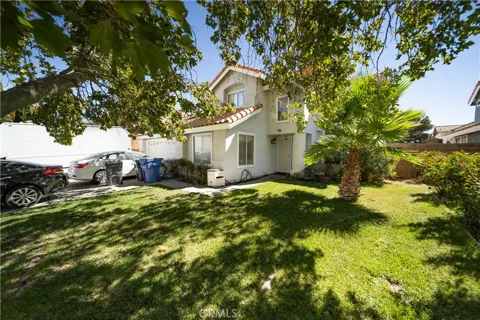 44440 Avenida Del Rio