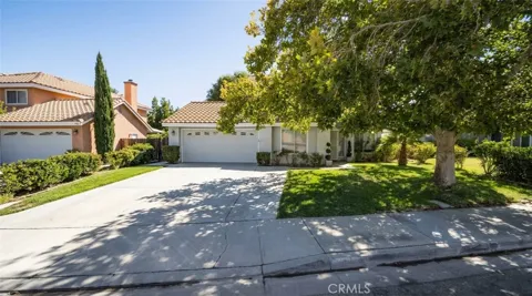 44440 Avenida Del Rio