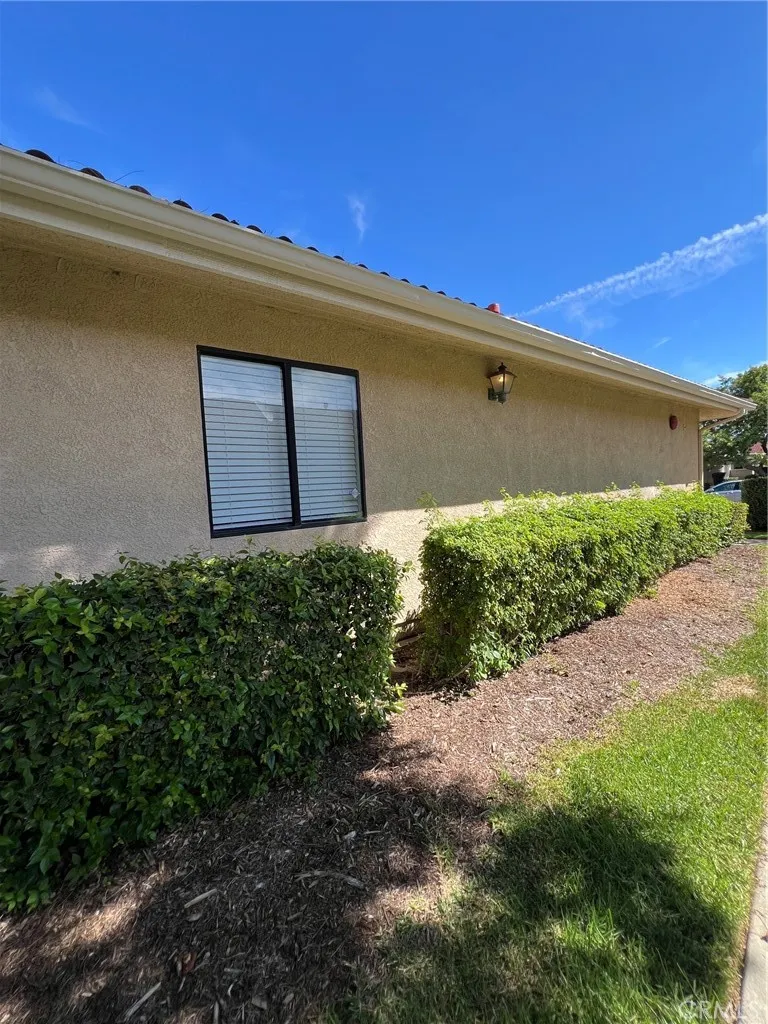 1299 Upland Hills Dr. Upland, CA 91784