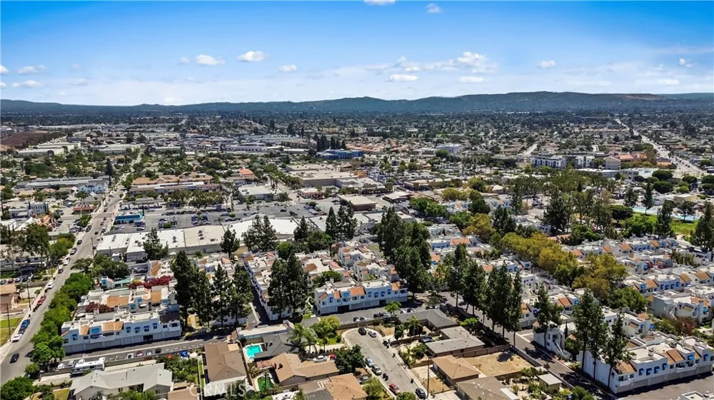 622 Park Shadow Court Baldwin Park, CA 91706