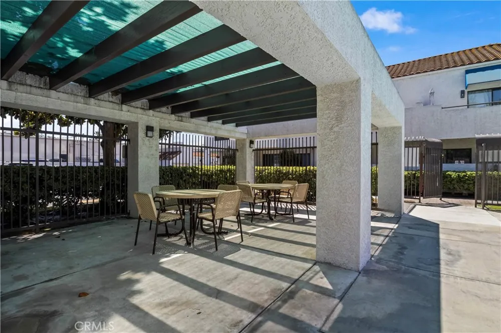 622 Park Shadow Court Baldwin Park, CA 91706