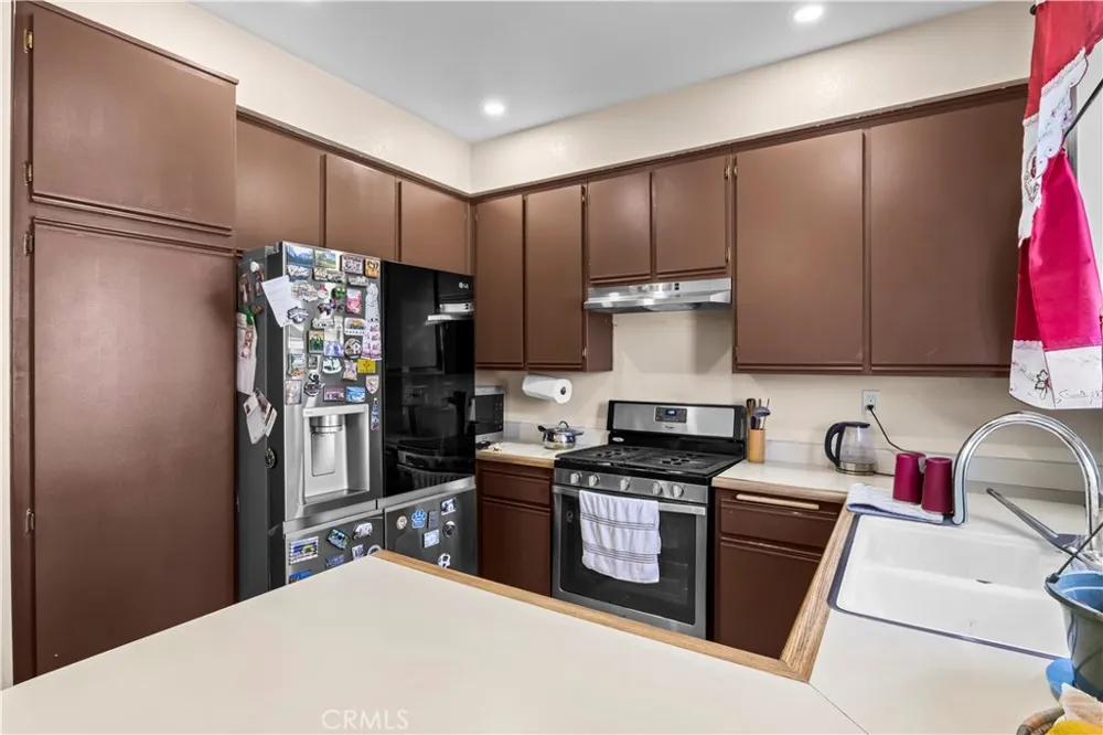 622 Park Shadow Court Baldwin Park, CA 91706