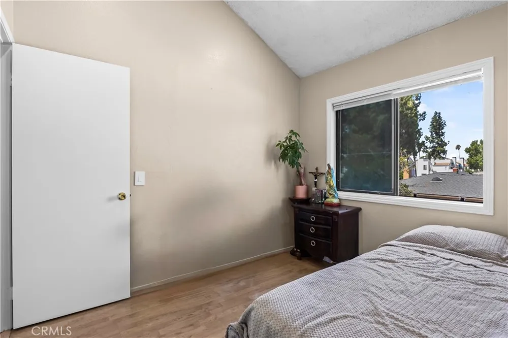 622 Park Shadow Court Baldwin Park, CA 91706