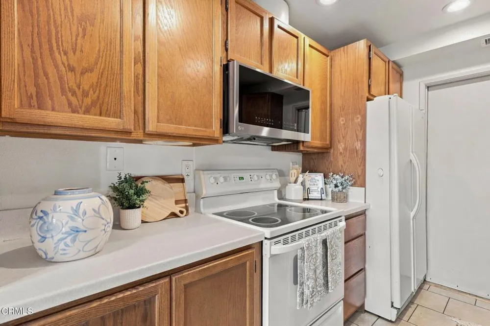 16165 Village 16 Camarillo, CA 93012